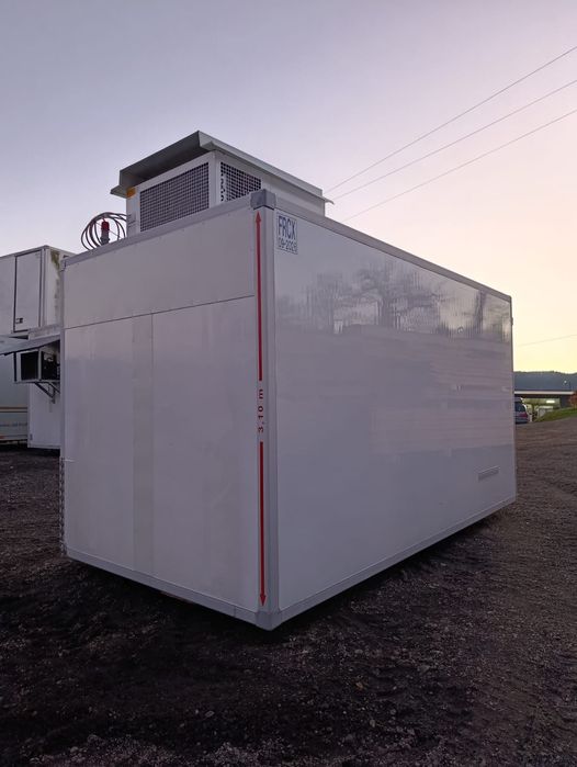 Komora chłodnicza / Chłodnia Stacjonarna / Zabudowa Chłodnicza / C106