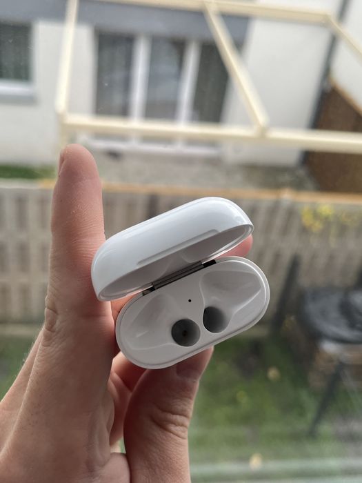 Etui ladujace Box Pudelko A1602 airpods 2