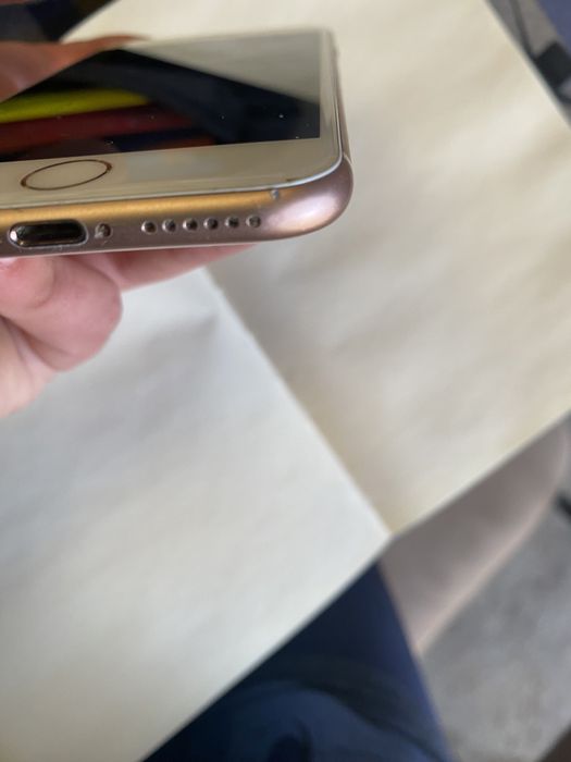 iPhone 8—Used…64553238982403122