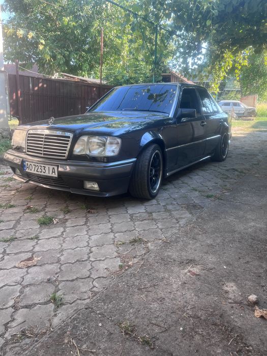Продам мерседес w124