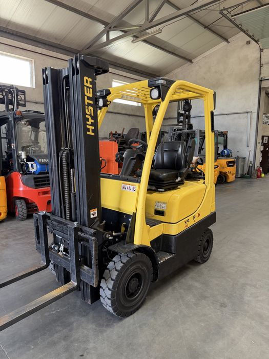 Wózek widłowy Hyster H1.6FT Triplex maszt