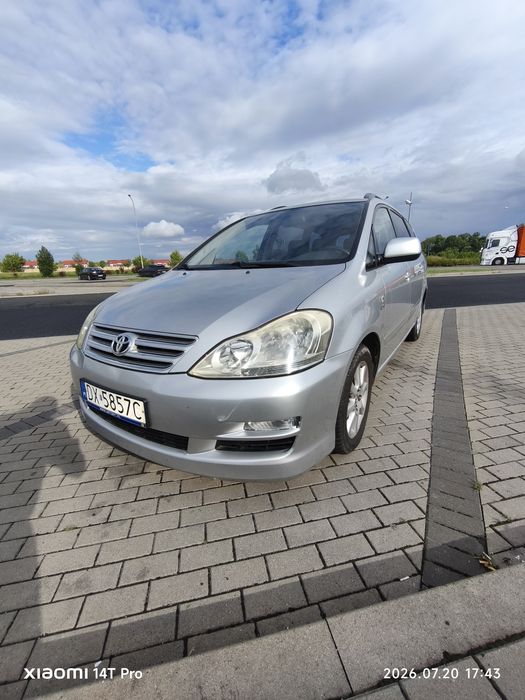 TOYOTA Avensis VERSO 2.0 D4-D 116hp