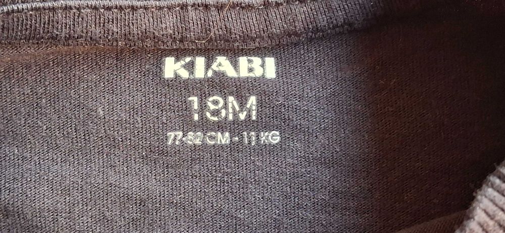 Camisola Fina Preta Kiabi 18 meses