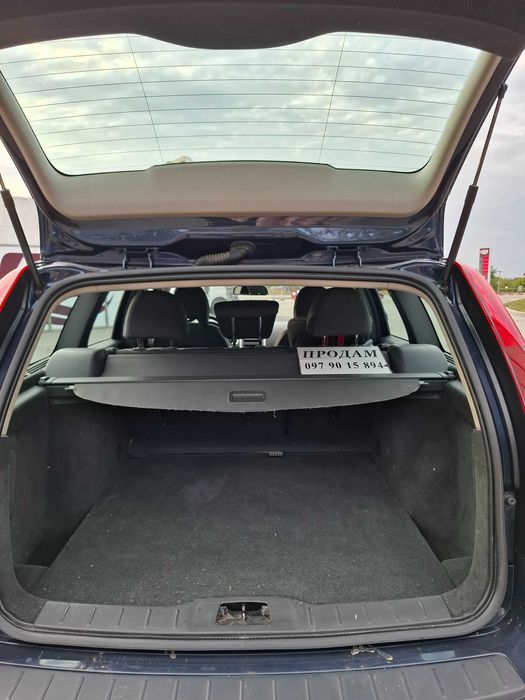 Продам Volvo v50 2012