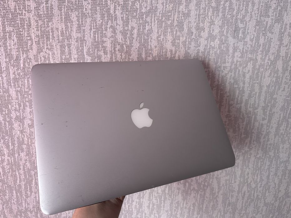 Macbook AIR 13 2013 4/256