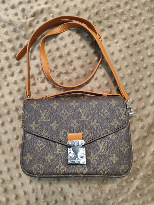 Сумка"Louis Vuitton Pochette Métis"