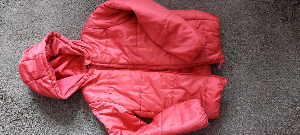 Kurtka ocieplana na polarze  8,10 lat