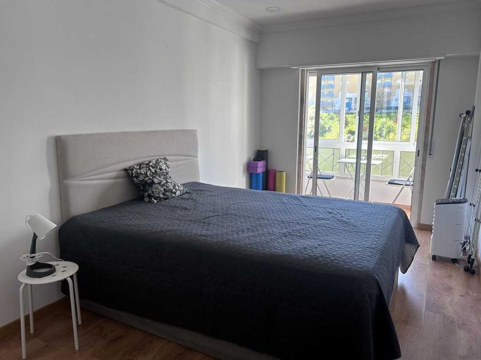Cama Conforama Pocket Sense Pro com colchão Molaflex