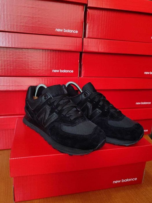 (2349) Кросівки New Balance 574 чорні з чорною N (37-41)