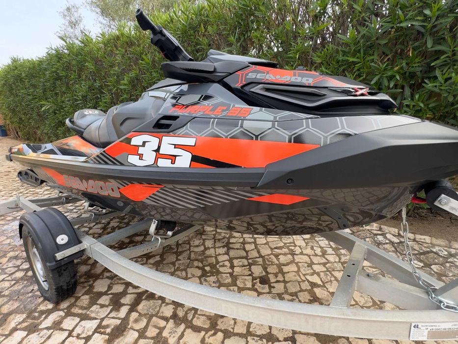 Yetski Sea-Doo RTX-X RS 300