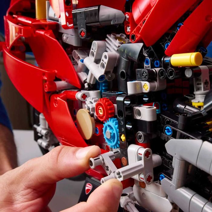 Lego Technic 42202 - Mota Ducati Panigale V4 S