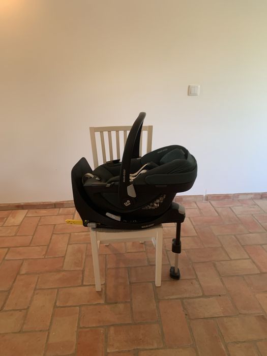 Conjunto Maxi-Cosi Carrinho Alcofa Ovo com base Isofix