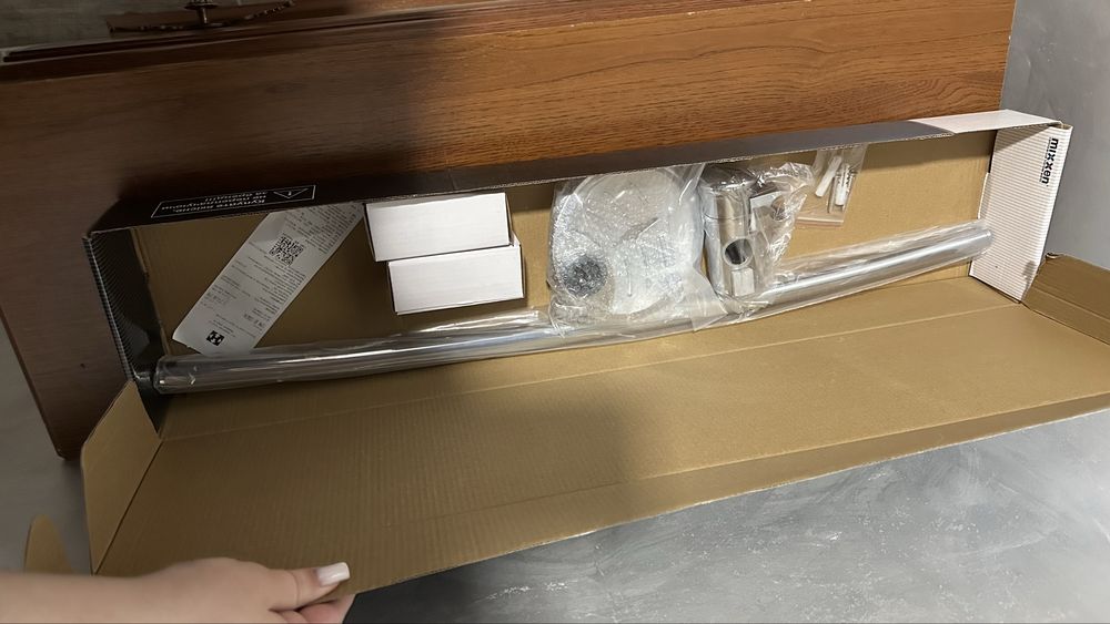 Стійка для душу нова