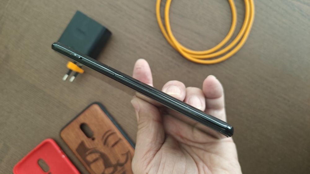 OnePlus 6T McLaren Edition