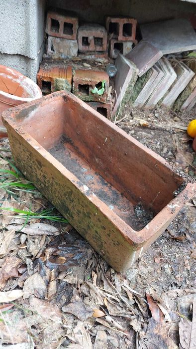 Vasos de barro variados