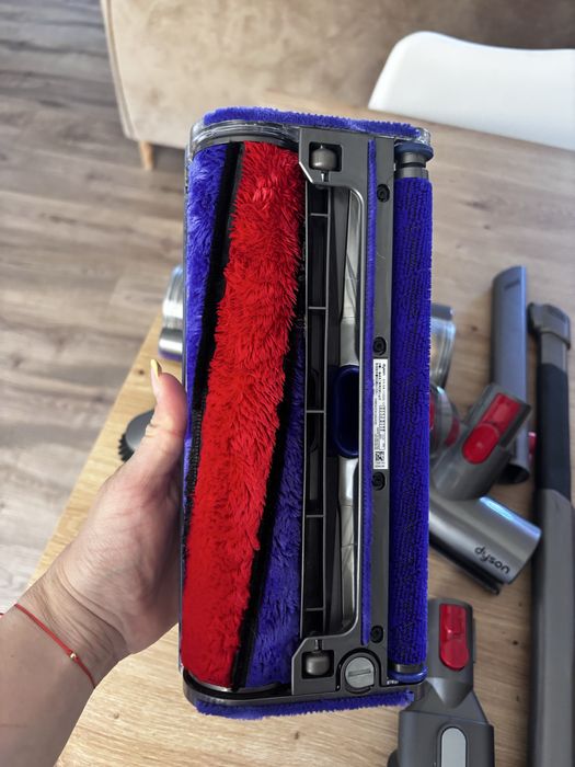 Dyson V11 Absolute Extra / SV14 – kompletny zestaw