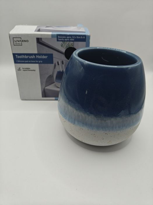 Kubeczek na szczoteczki do zębów