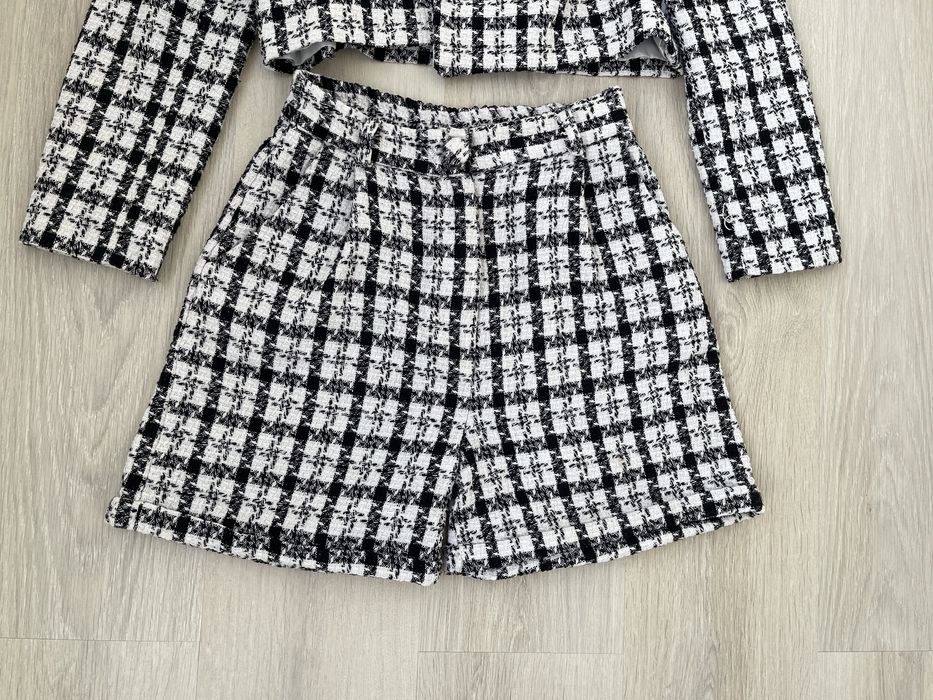 Стильний твідовий костюм шорти і піджак, розмір S, стан ідеальний