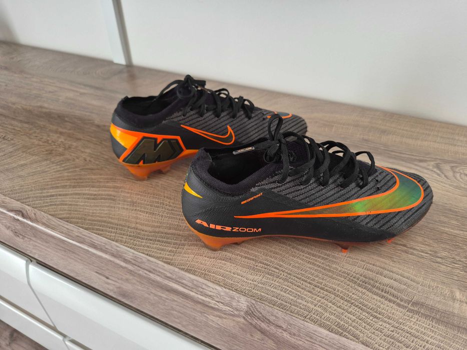 Korki profesjonalne Nike mercurial rozm 40