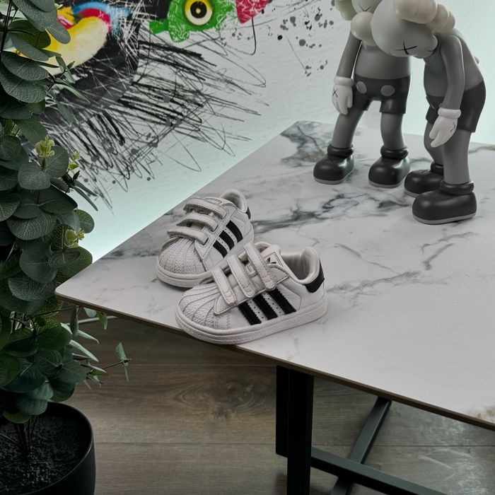 Дитячі кросівки Adidas Superstar Special Hamburg 20 розмір E1275