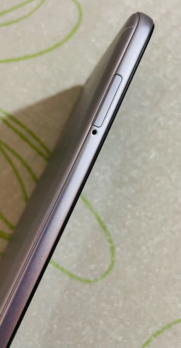 Телефон Xiaomi redmi note 5A