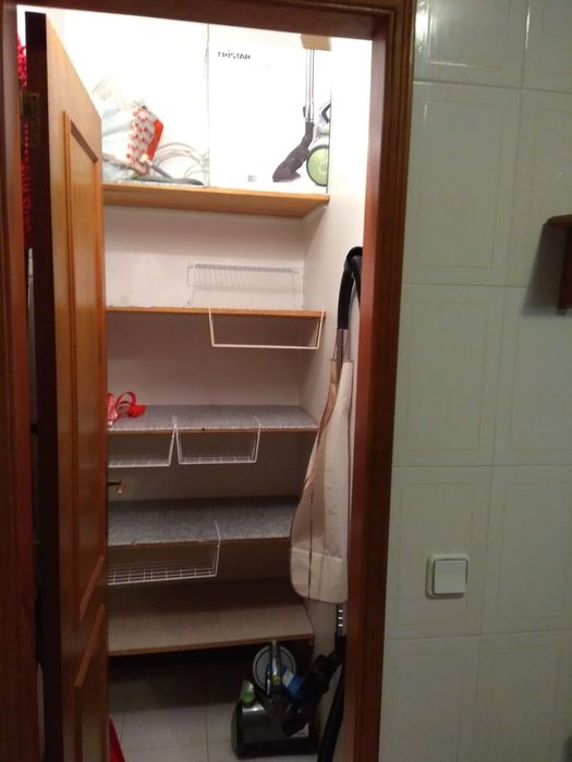 Arrenda-se  quarto perto das Universidades