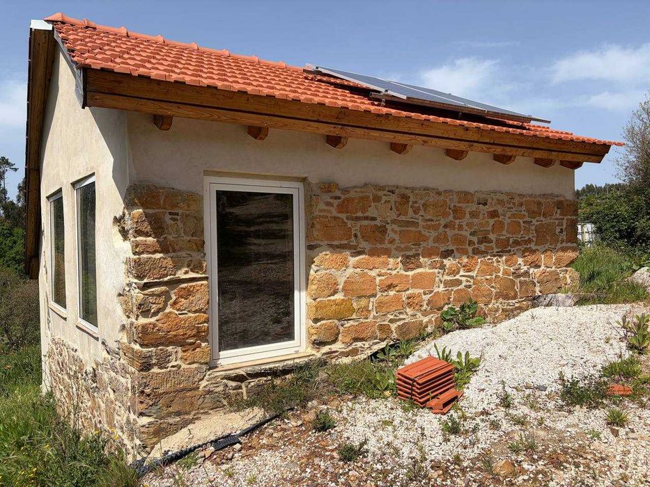 Casa isolada no centro de Portugal – solar, poço e total tranquilidade