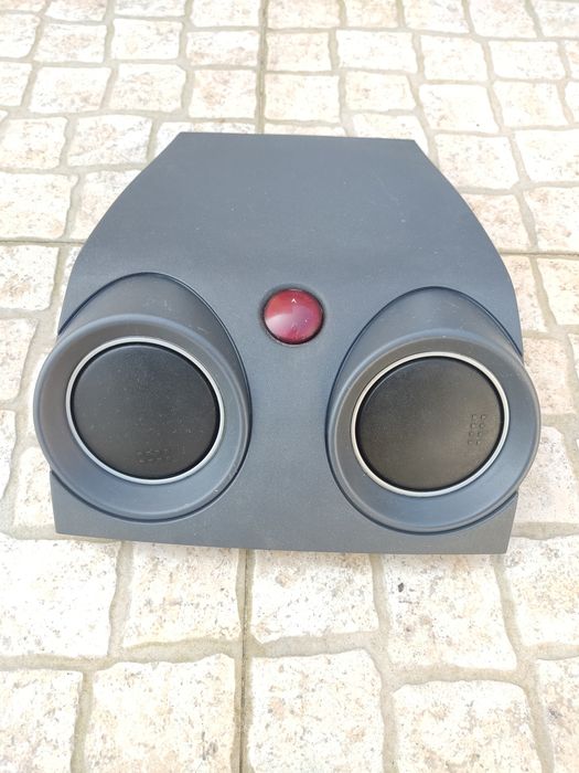 Consola grelha espelho mala plásticos vários interior Mitsubishi Colt