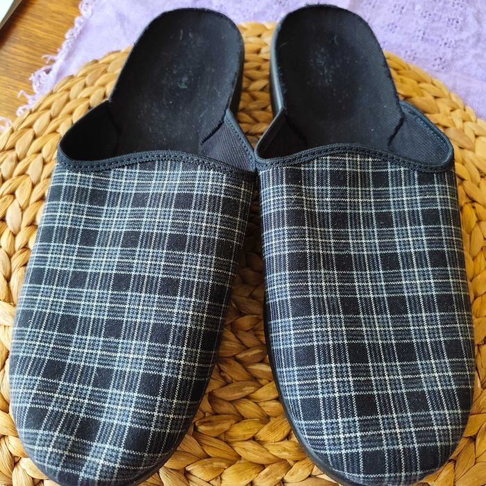 Kapcie męskie – rozmiar 45