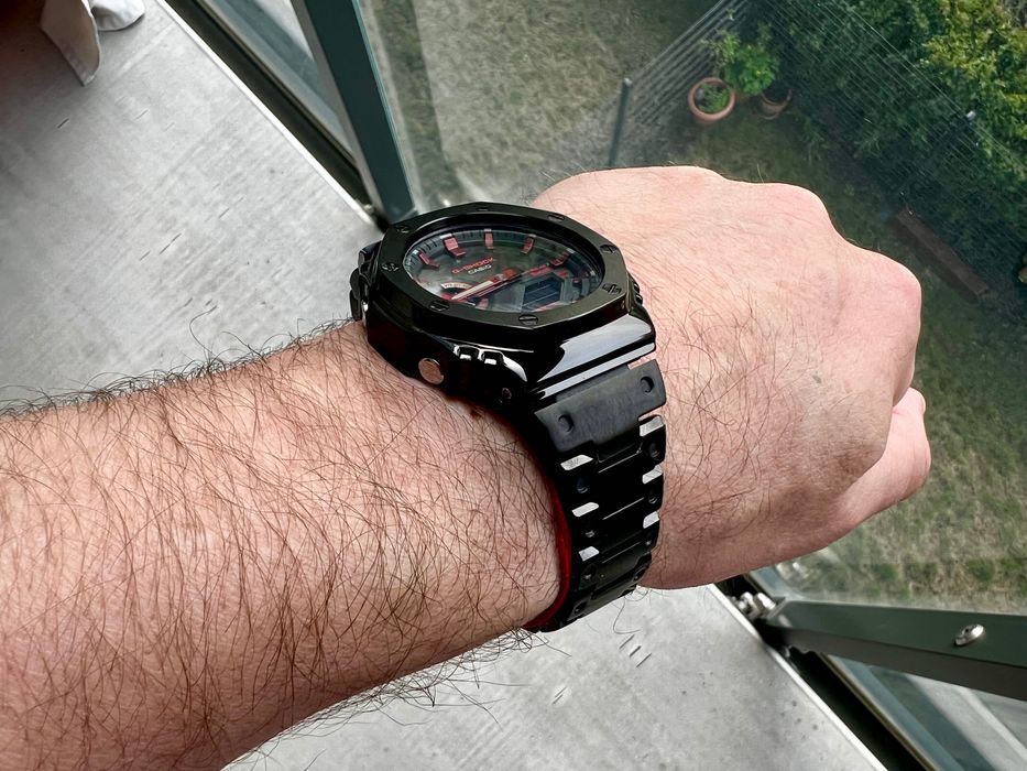 Casio G-SHOCK GA-B2100BNR-1AER G-Shock Red Spirit Series