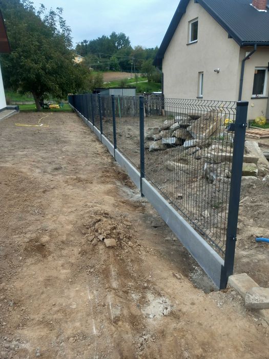 Uslugi brukarskie /Ogrodzenia panelowe