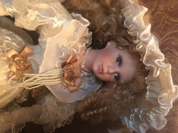 кукла коллекционная