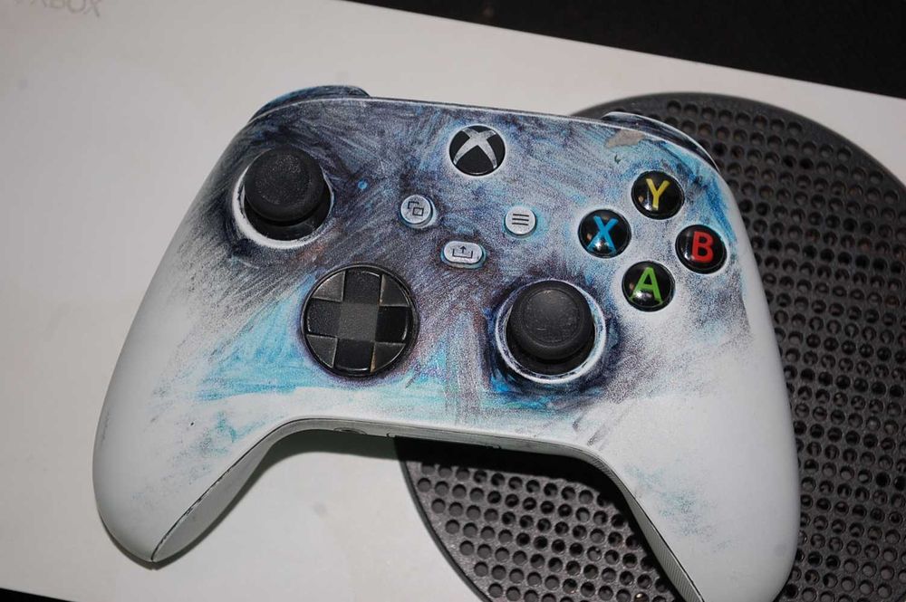 Konsola Xbox ONe Series S + Pad + Okablowanie