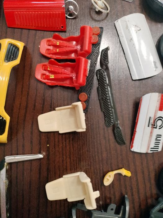 Bburago e outras carrinhos coleção peças 1/18, 1/24..