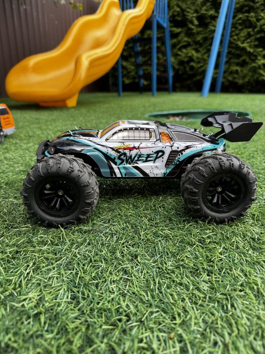 Машинка позашляховик на радіокеруванні 4х4 70км/год SWEEP