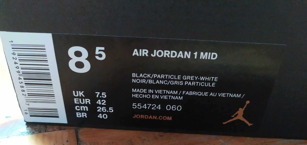 Nike Air Jordan 1 Mid Black Particle Grey Gym Red