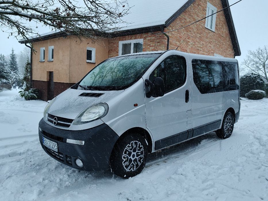 Opel Vivaro • 9 osób • Klima X2 • Zadbany