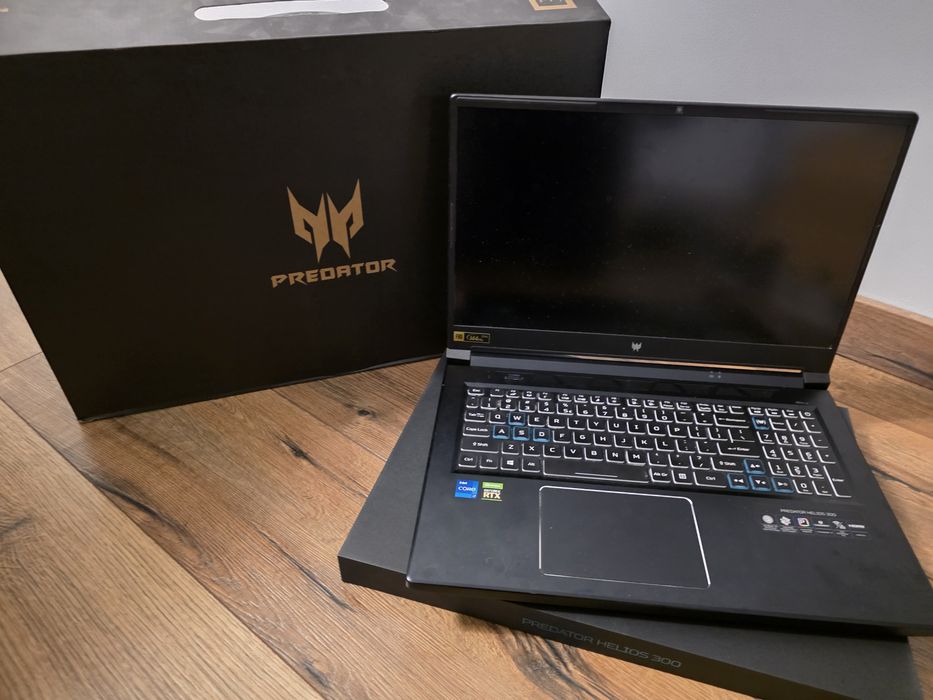 Laptop Acer Predator Helios 300