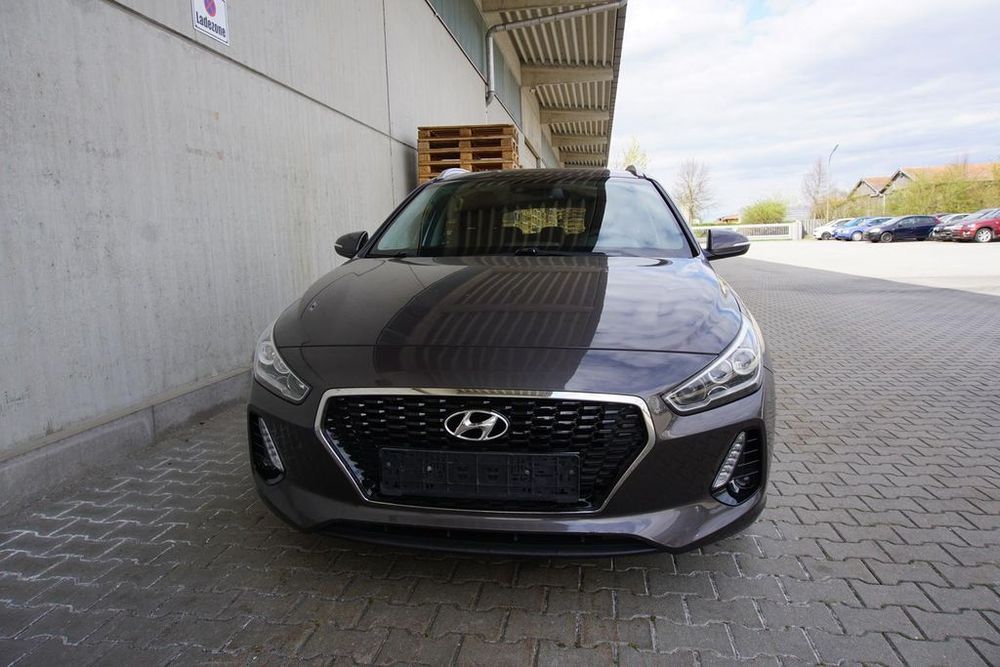 Фари Hyundai i30 2016- разборка хундай i30 запчастини
