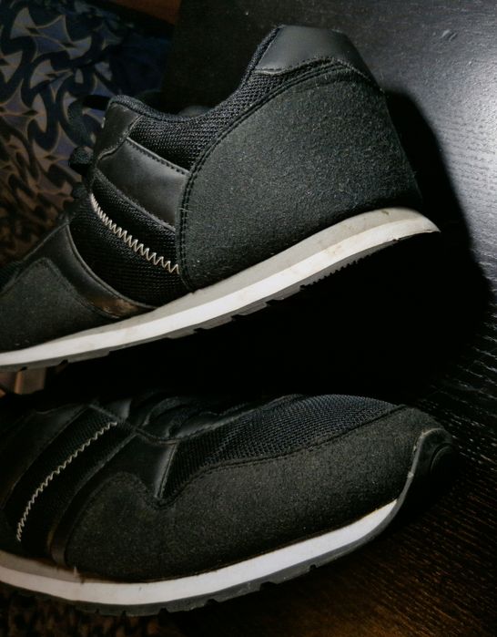 Sapatos mocasines tênis de alto qualidade n 45 
Usado mas em otimo est