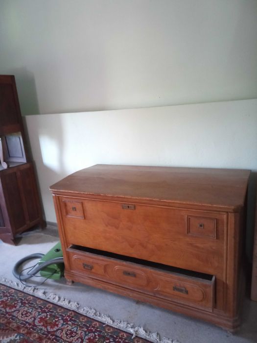 Vendo móveis e outros objetos de casa