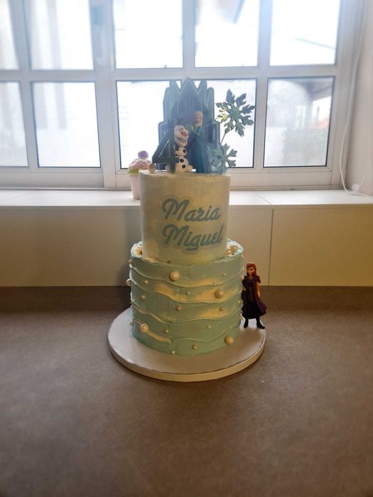 Bolos artisanais, bolos de aniversario, biscoitos...