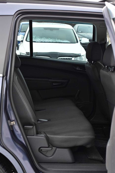Opel Zafira 2006 1.9 Дизель механіка (Перший внесок від 20%)