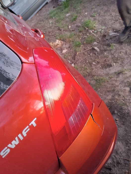 Lampa tył prawa lewa Suzuki Swift