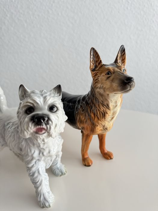 Duża figurka pies wilczur owczarek Goebel sygnowana