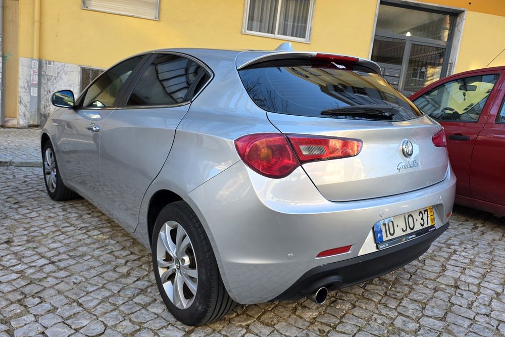 Alfa Romeo Giulietta 1.6Diesel Nacional 2010