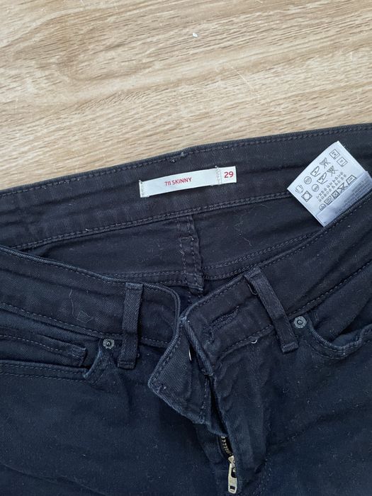 Spodnie Levi’s 711 29