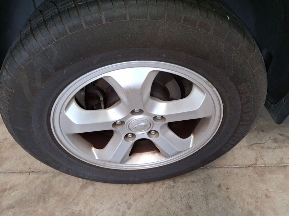 Conjunto De Pneus Ssangyong Actyon