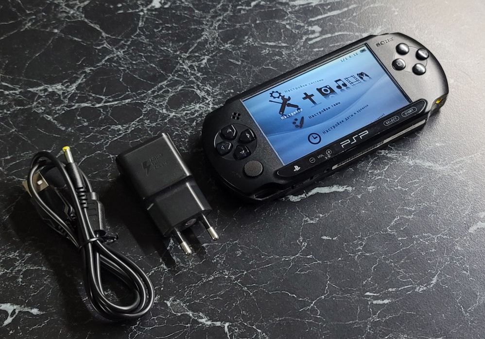 Ігрова консоль Sony PlayStation Portable PSP Street E1003 Black
