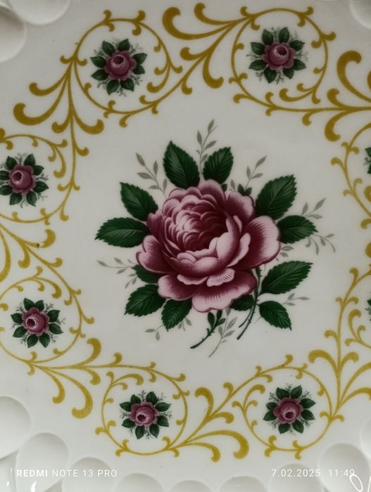 Talerz z lat 1960-70r. Śr 25.4cm